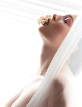 Minimalist styling tips for emotive imagery